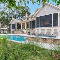 Ultra Luxe Home, Pool & Spa, Screened Porch, 5 Min Walk to Beach