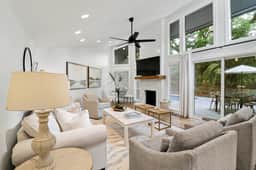 2 Min Walk to Beach, Fenced Yard and Heatable Pool! - Image 3