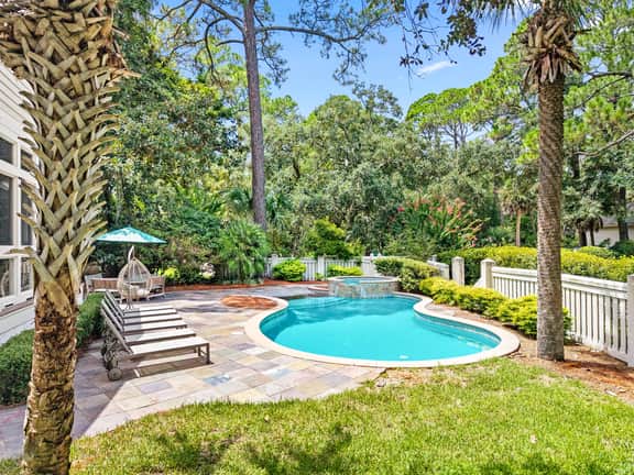 BESTNEST by Beverly Serral:  2 Green Wing Teal Road *Private Pool* - Image 2