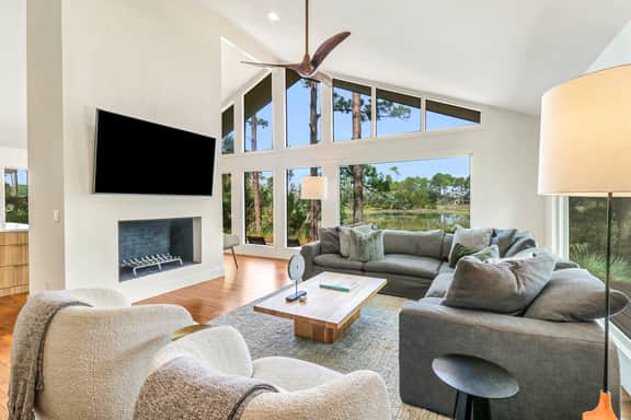 8 Gull Point: BESTNEST/Luxe by Beverly Serral, Private Pool, Stunning View - Image 3
