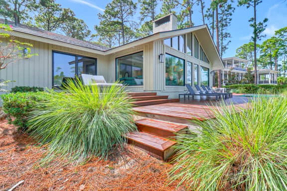 8 Gull Point: BESTNEST/Luxe by Beverly Serral, Private Pool, Stunning View - Image 5