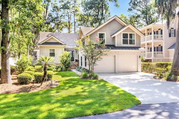 21 Shell Ring:  BESTNEST by Beverly Serral Vacation Rentals - Image 4