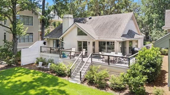 21 Shell Ring:  BESTNEST by Beverly Serral Vacation Rentals - Image 5