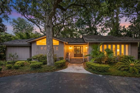 BESTNEST by Beverly Serral 44 Heritage Rd, Sea Pines *Pet Friendly* - Image 4