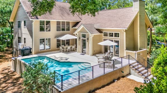 29 South Beach Lane: A BESTNEST by Beverly Serral 4th Row Ocean, Private Pool - Image 1