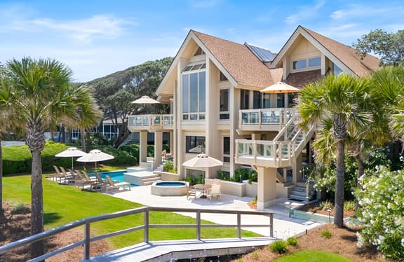 23 South Beach Lagoon: A BESTNEST Luxe by Beverly Serral Oceanfront - Image 1