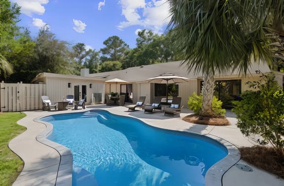 60 Lawton Rd: Sea Pines - Image 1